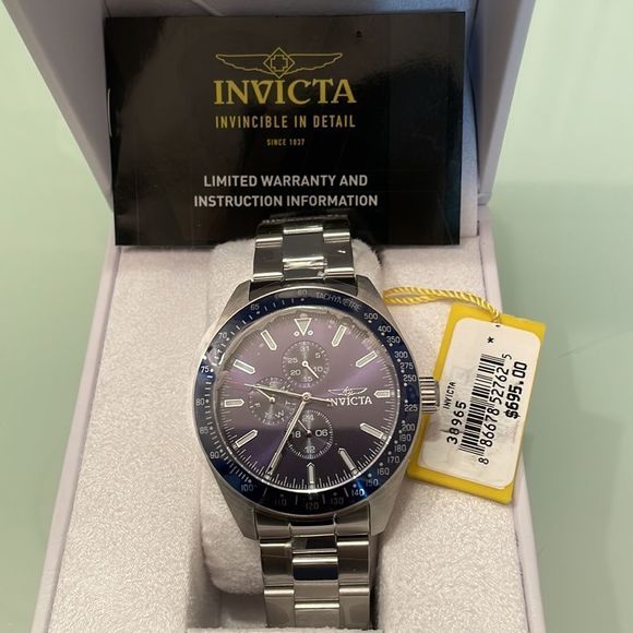 Invicta watch NWT invincible in detail $695 in the box with the warranty - Picture 9 of 10